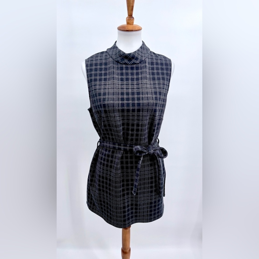 THEORY Mock Neck Tunic Structured Knit Pattern Sleeveless Top - Picture 2 of 8